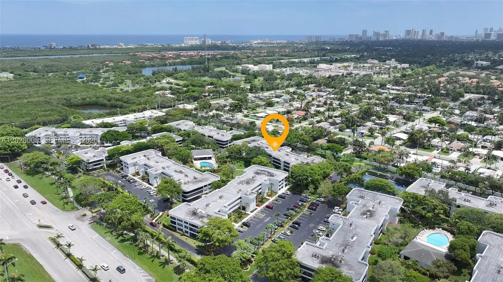 1450 Sheridan St # 13E, Hollywood FL 33020 photo 2