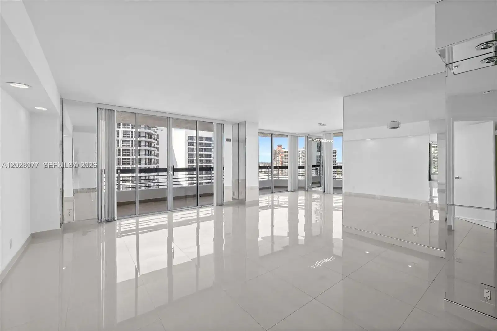 19195 NE 36th Ct # 2705, Aventura FL 33180 photo 4