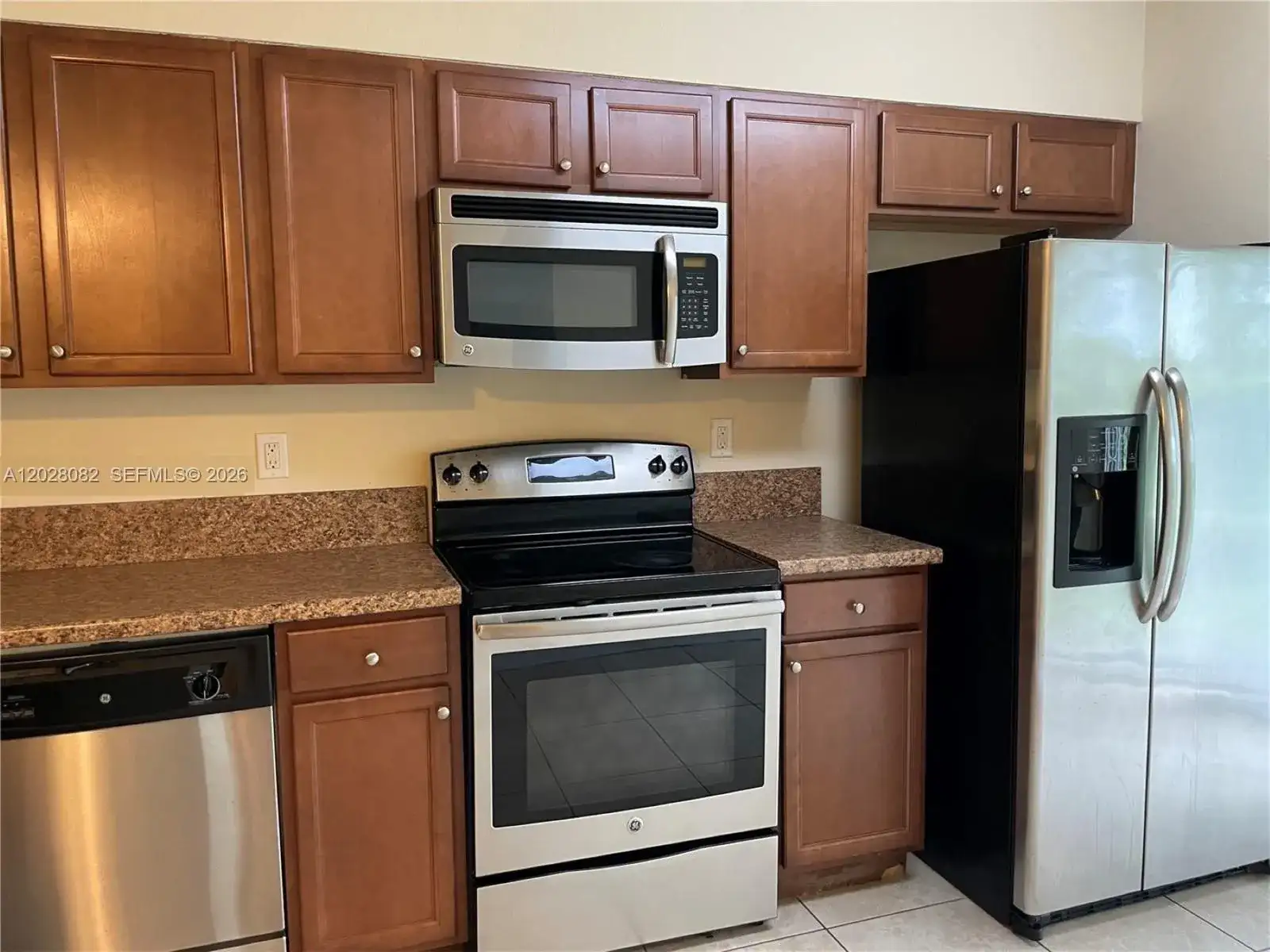 22541 SW 88th Pl # 6, Cutler Bay FL 33190 photo 2