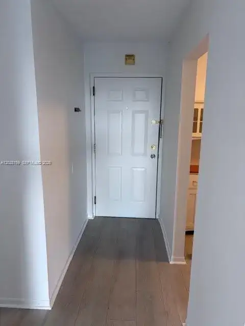 9460 Fontainebleau Blvd # 529, Miami FL 33172 photo 4