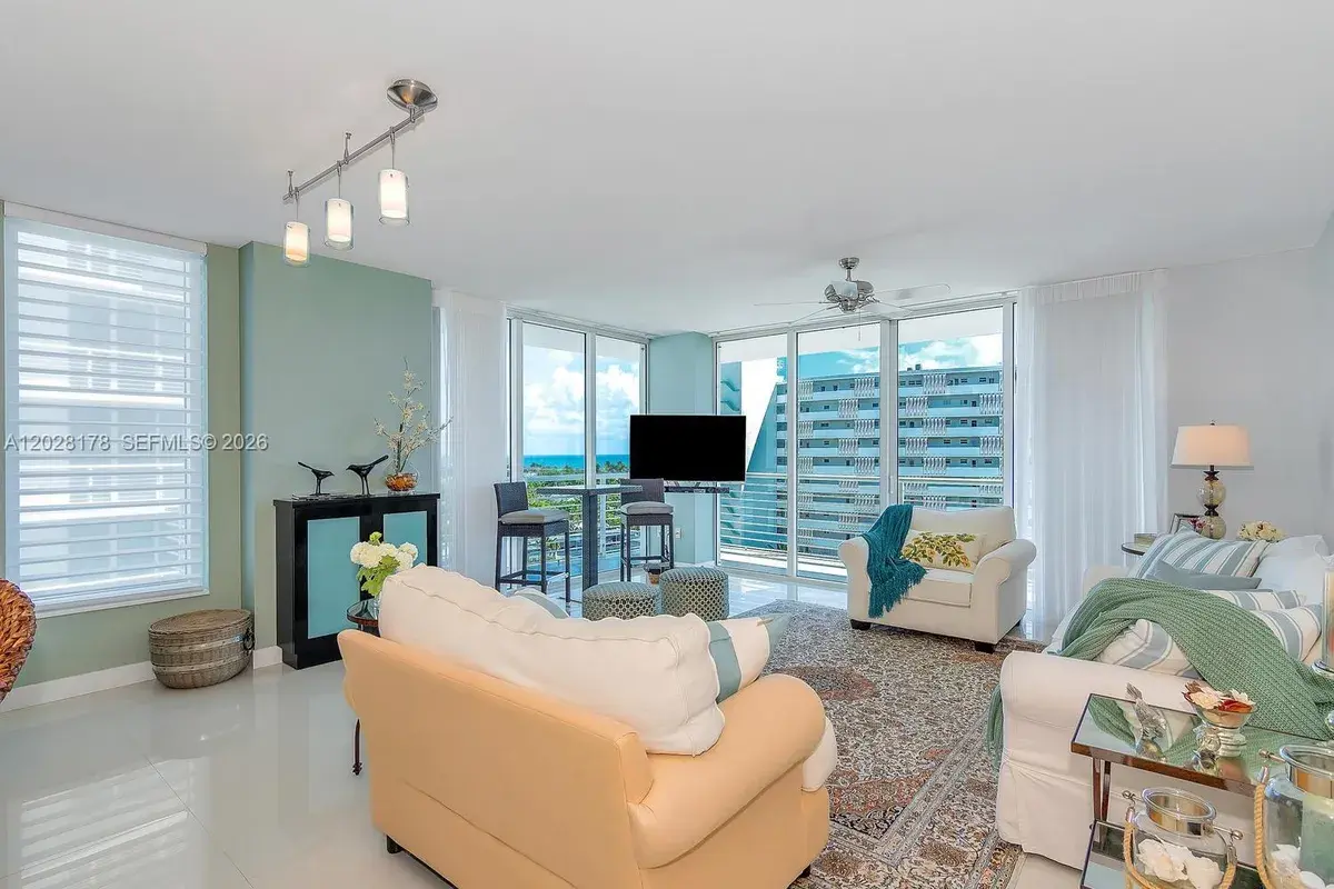 2821 N Ocean Blvd # 703S, Fort Lauderdale FL 33308