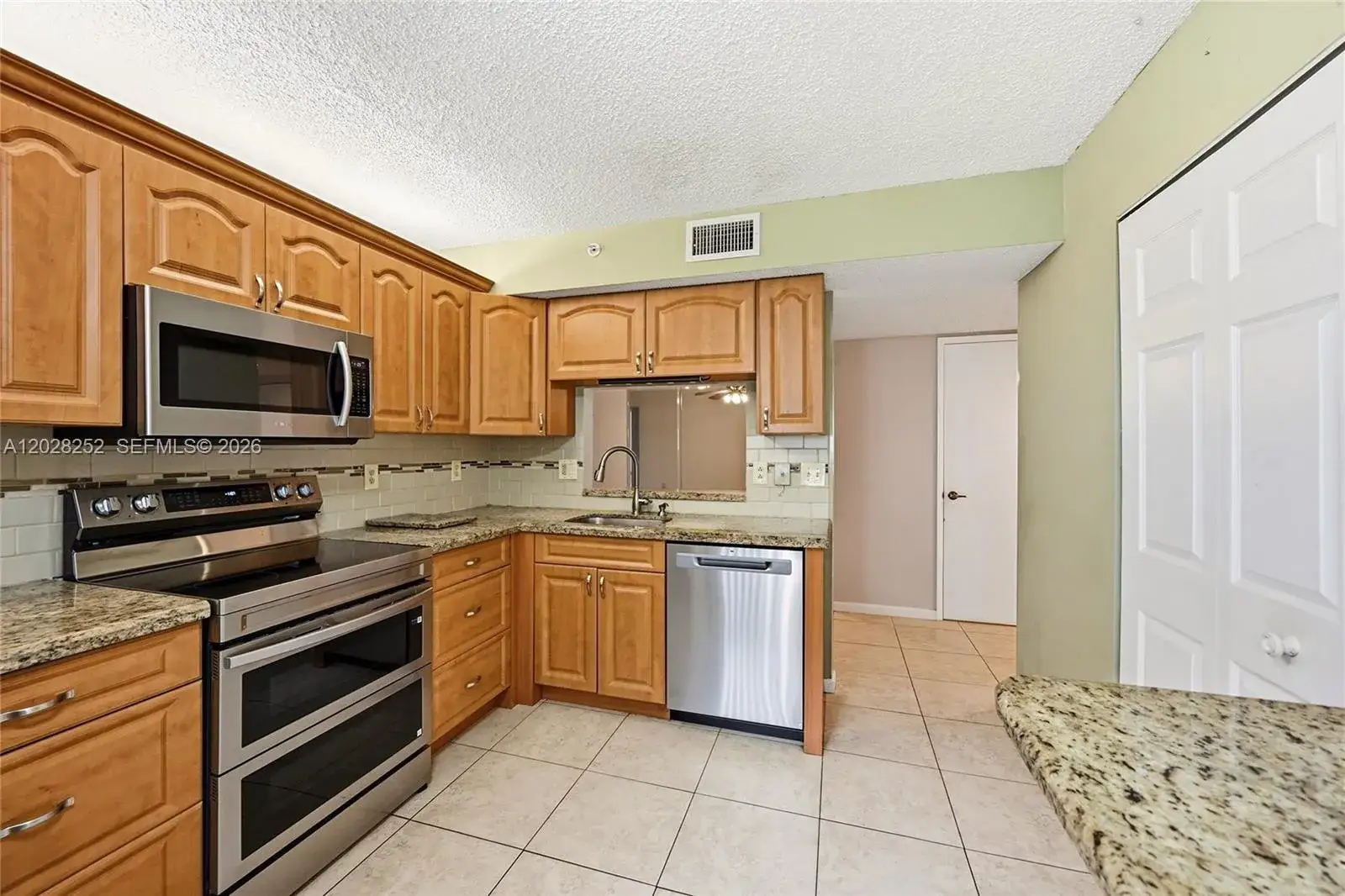 15342 Lakes Of Delray Blvd # 90, Delray Beach FL 33484