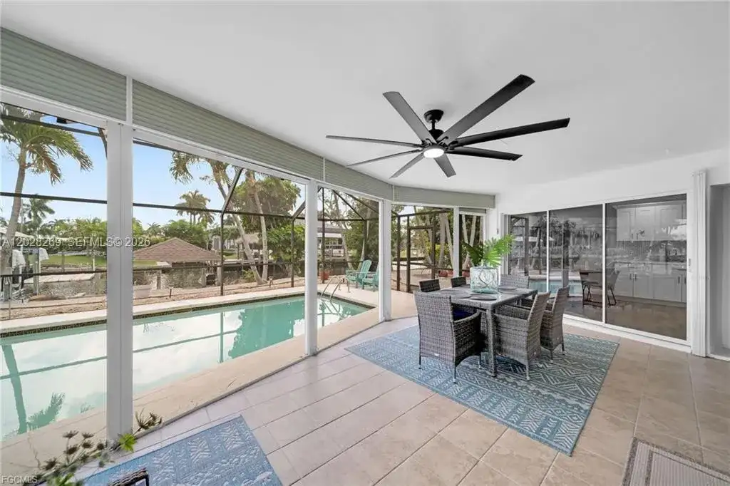 1138 N Lucerne Ave, Cape Coral FL 33904 photo 4