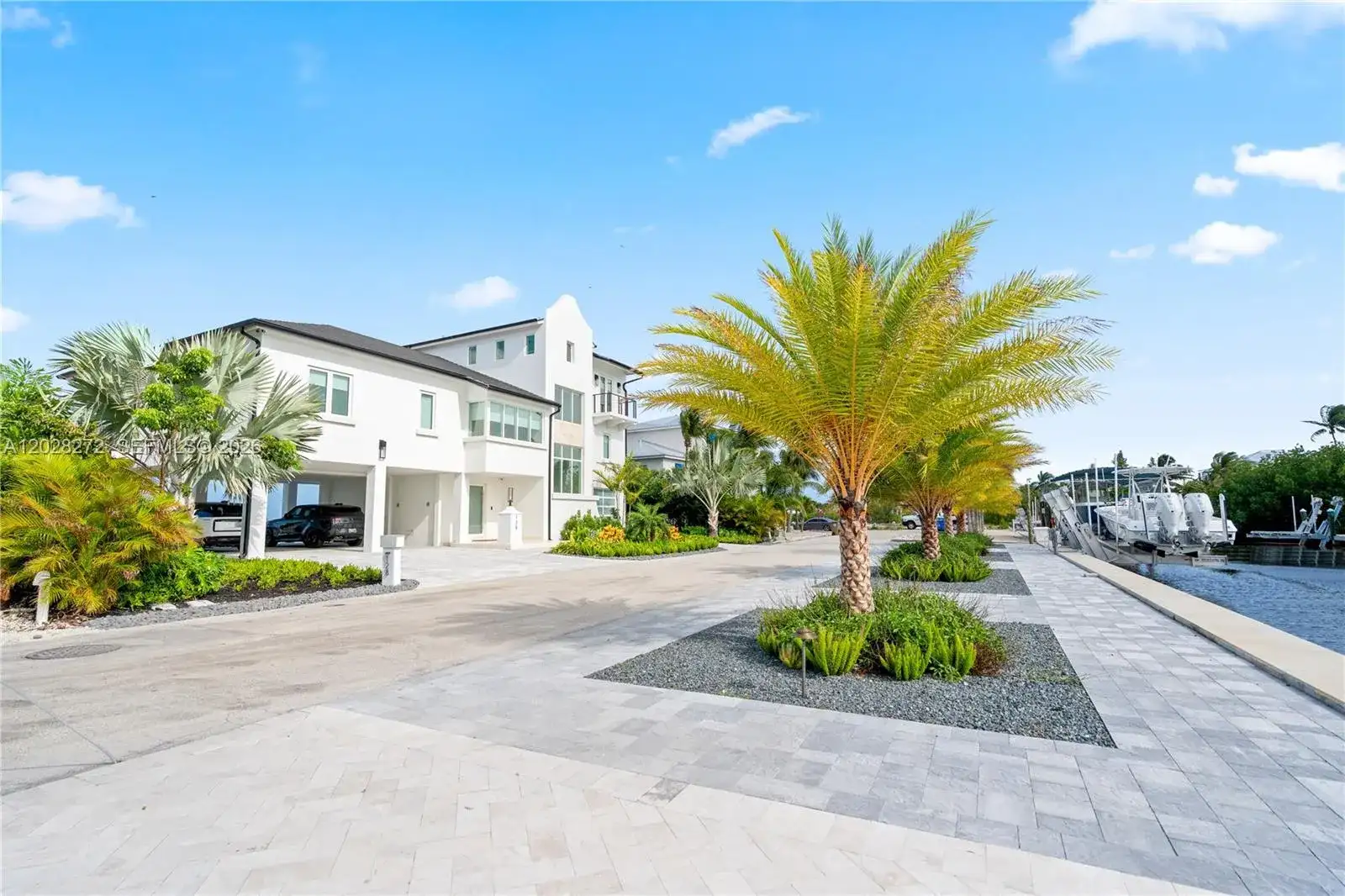 128 Sunrise Drive, Marathon FL 33050 photo 2