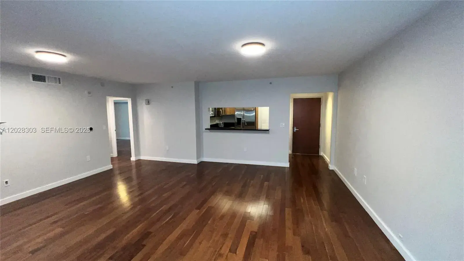 31 SE 5th St # 411, Miami FL 33131