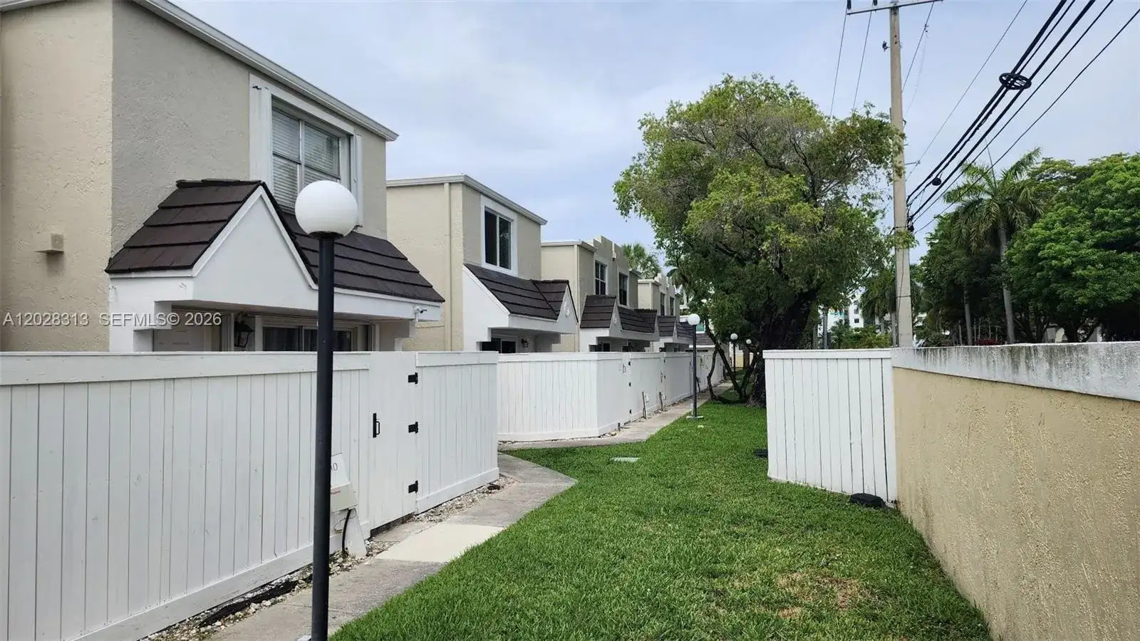 4540 SW 68th Ct Cir # 7, Miami FL 33155 photo 4
