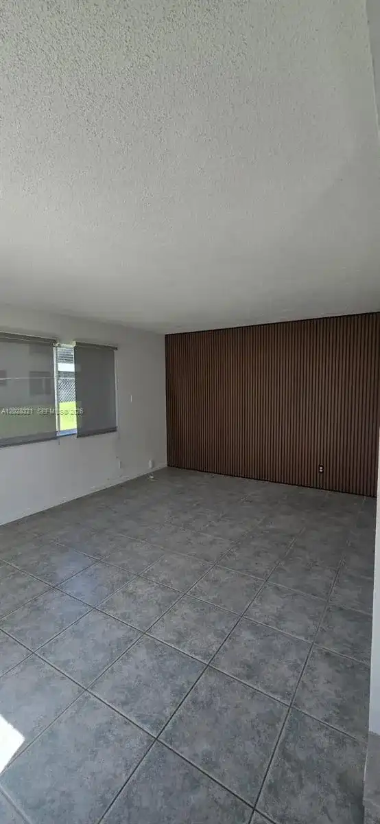 2120 Sherwood Forest Blvd # 30, West Palm Beach FL 33415