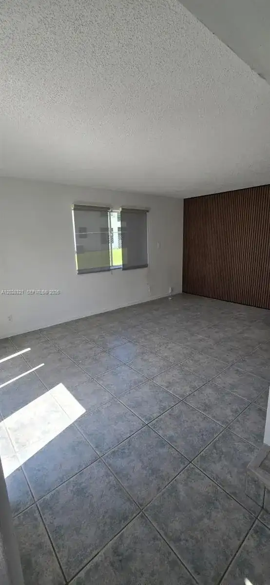 2120 Sherwood Forest Blvd # 30, West Palm Beach FL 33415 photo 2