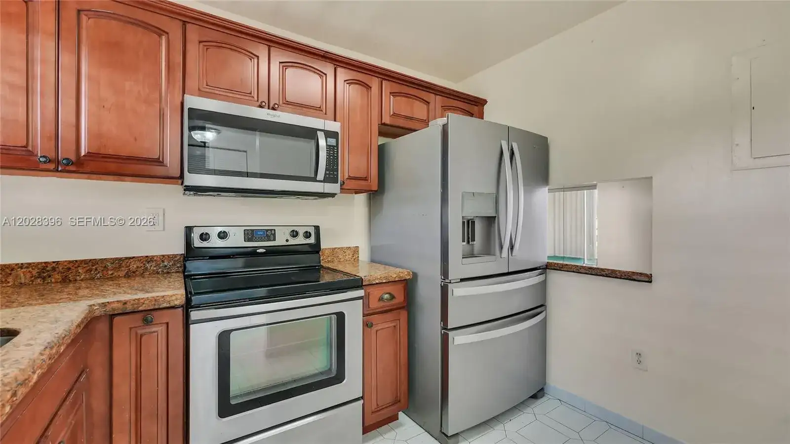 2811 N Pine Island Rd # 302, Sunrise FL 33322 photo 3