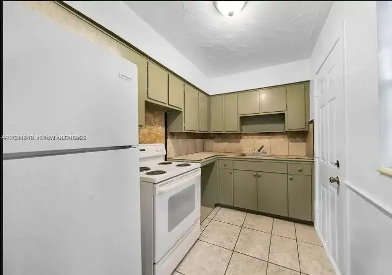 1500 NW 69th Ter, Miami FL 33147 photo 3