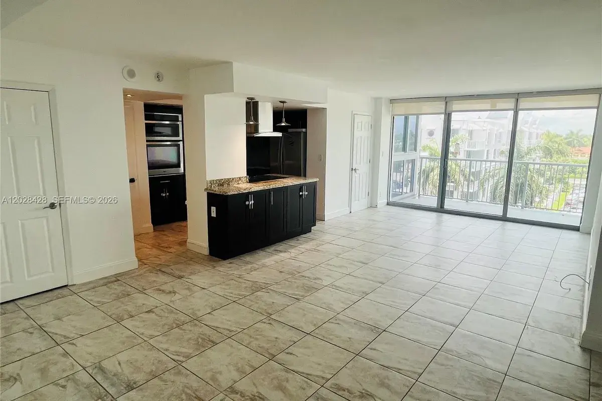 2655 Collins Ave # 602, Miami Beach FL 33140