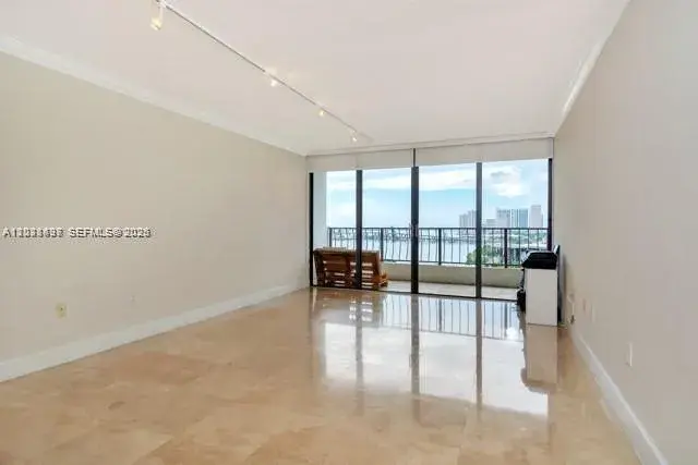 555 NE 15th St # 16H, Miami FL 33132