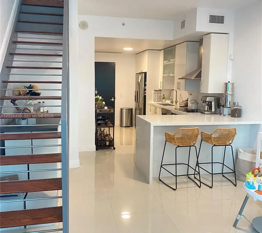 60 SW 13th St # 2212, Miami FL 33130