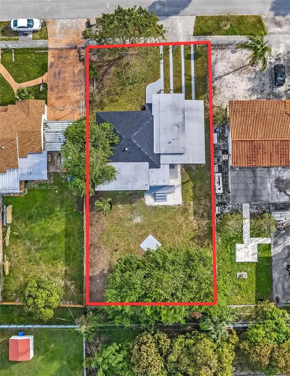 1365 NE 130th St, North Miami FL 33161