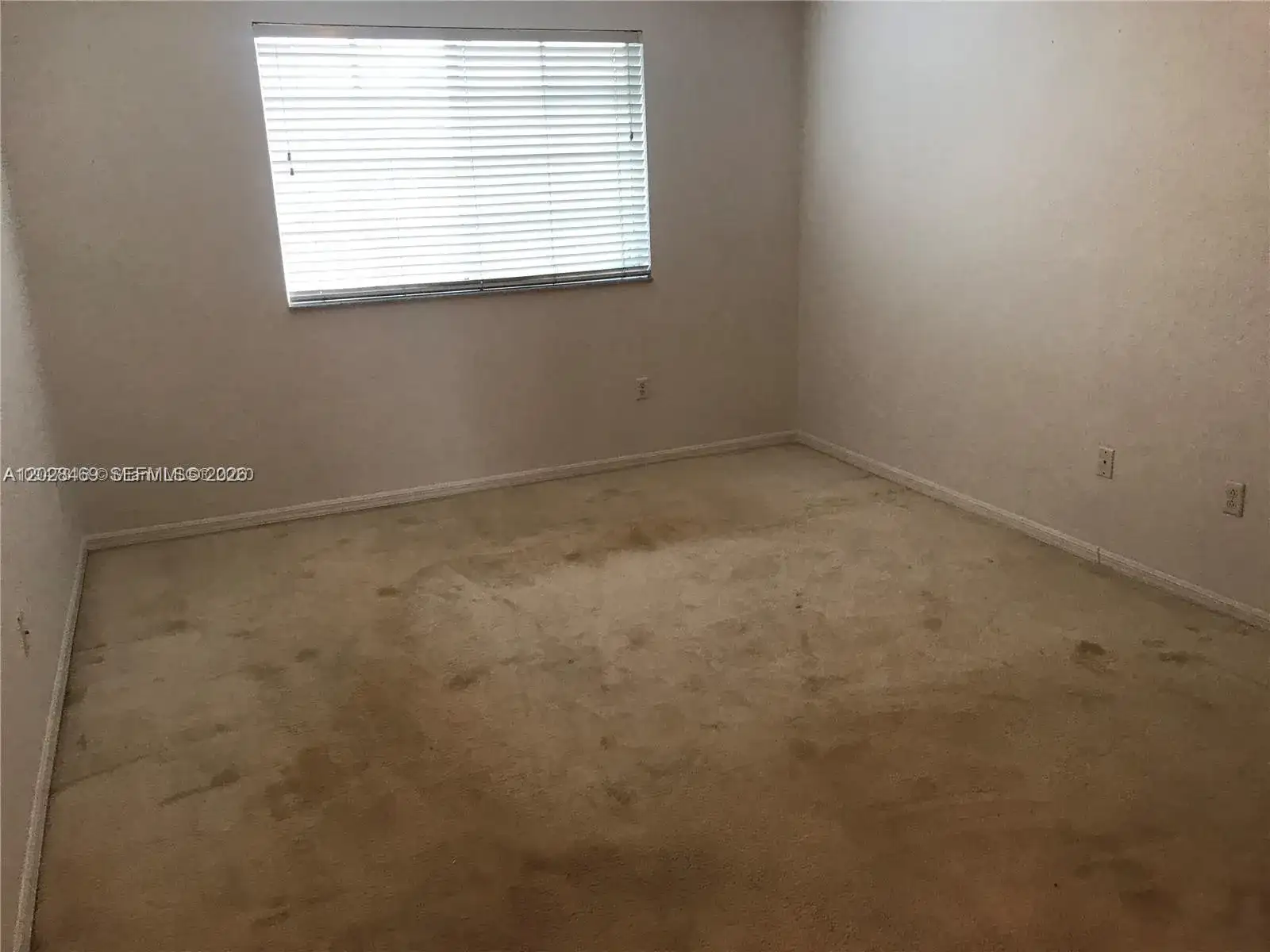 5743 NW 114th Path # 106, Doral FL 33178 photo 3