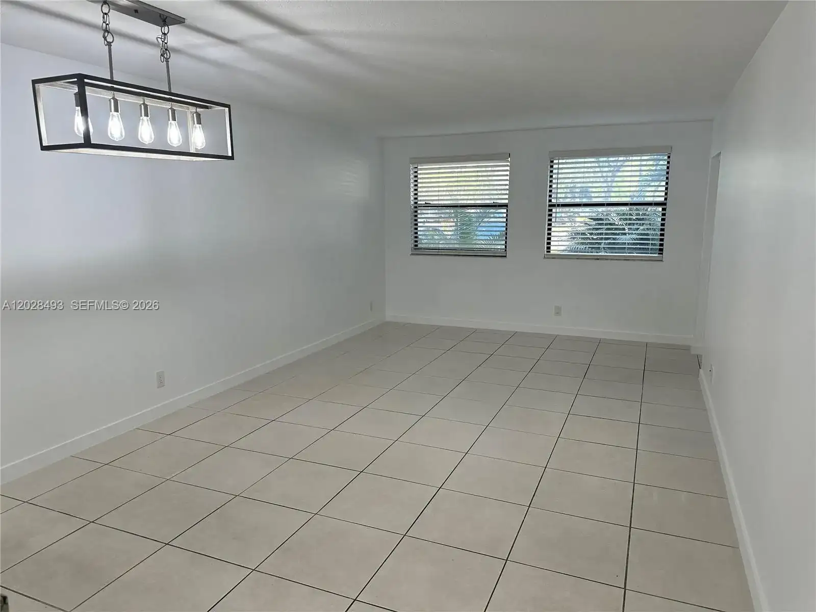 8180 Geneva Ct # 119, Doral FL 33166 photo 2