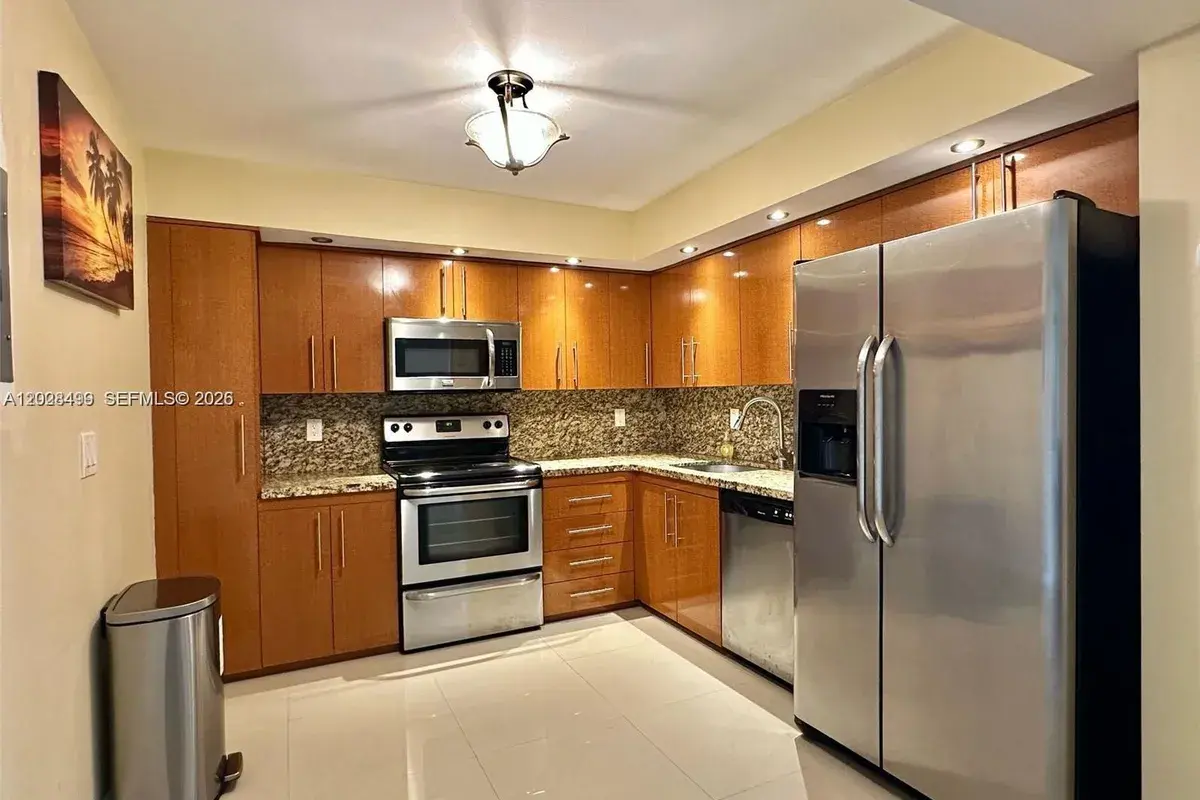 2401 S Ocean Dr # 707, Hollywood FL 33019