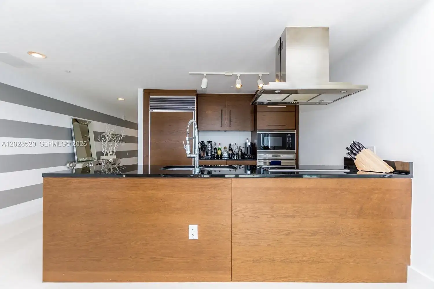 495 Brickell Ave # 4901, Miami FL 33131 photo 5