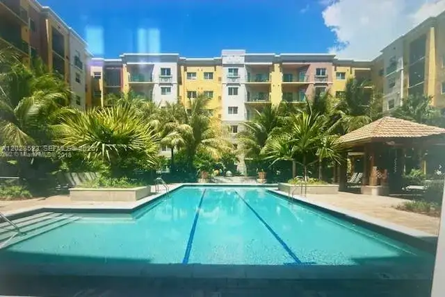 6001 SW 70th St # 114, South Miami FL 33143 photo 2