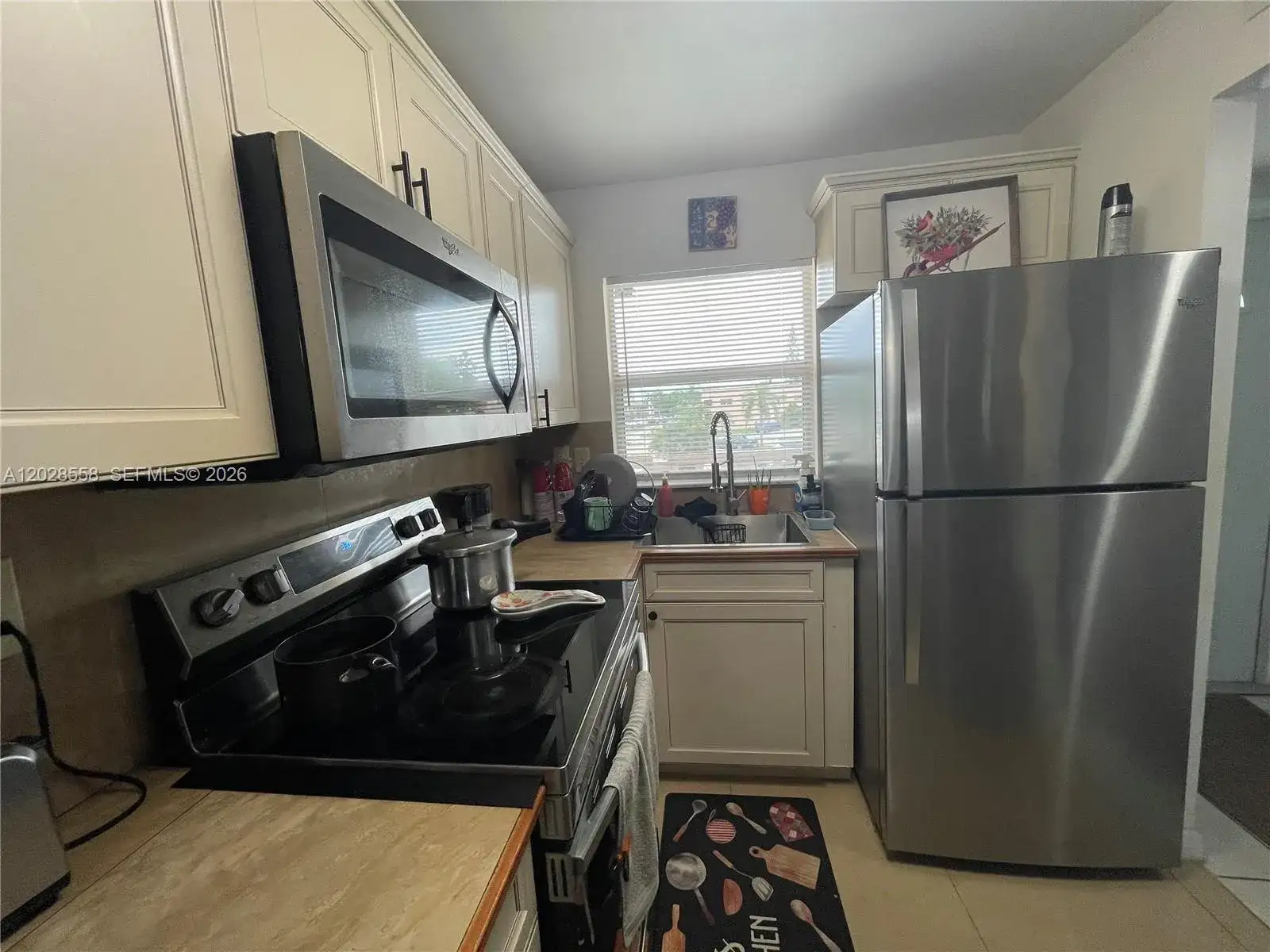 9281 Sunrise Lakes Blvd # 209, Sunrise FL 33322 photo 2