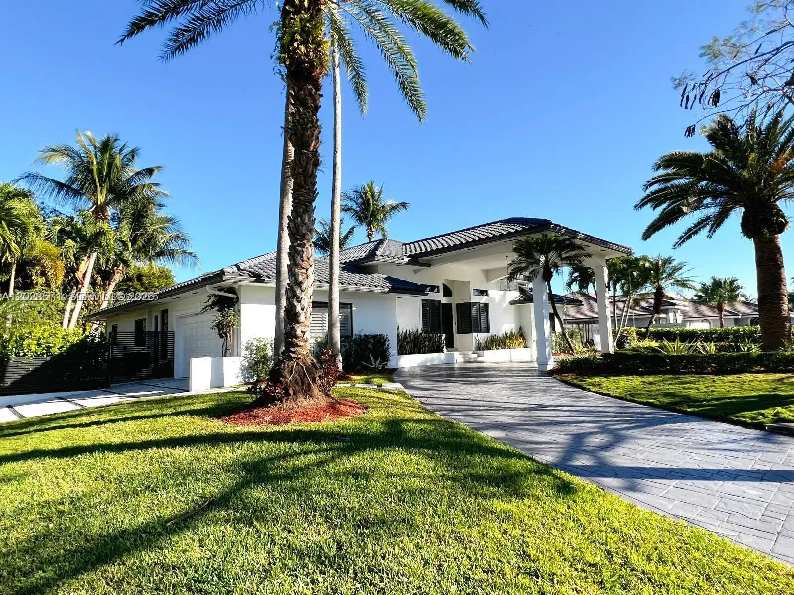 17615 SW 80th, Palmetto Bay FL 33157 photo 2