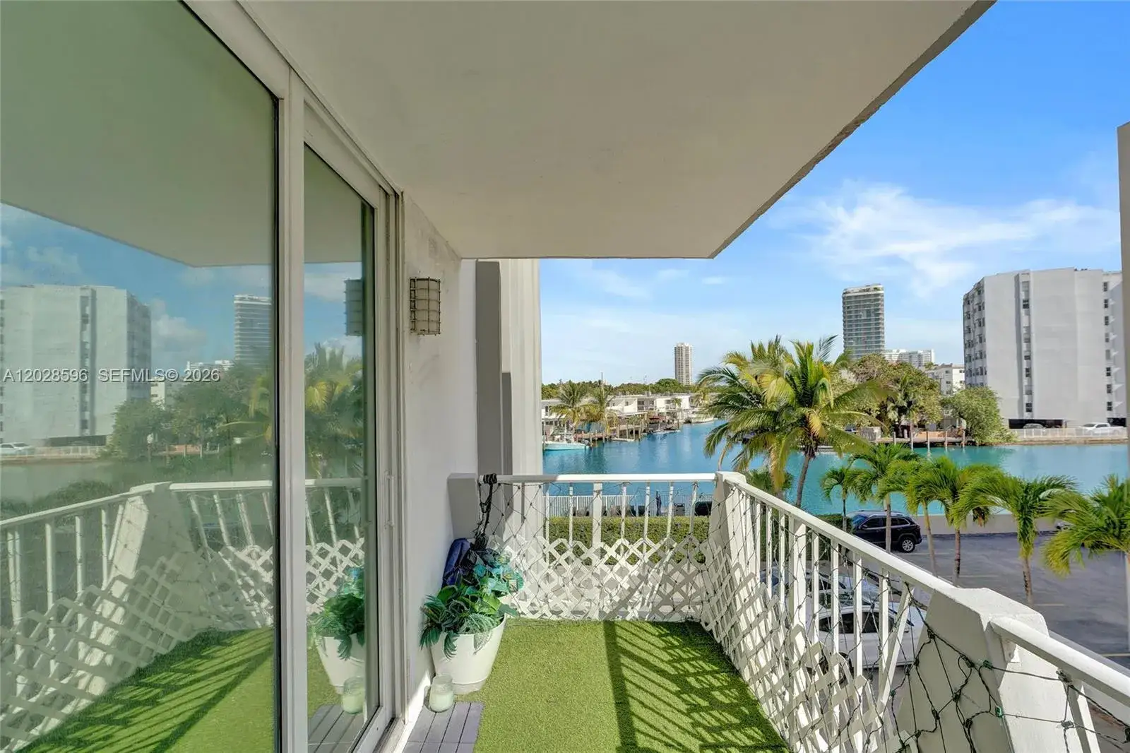 1 bedroom 1 bath Residential for sale at 7133 Bay Dr # 305, Miami Beach FL 33141