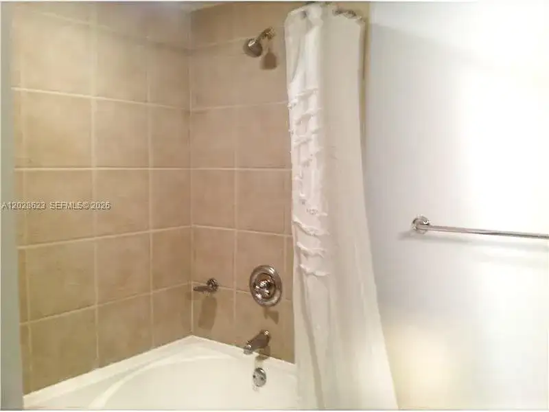 19501 W Country Club Dr # 1511, Aventura FL 33180 photo 5