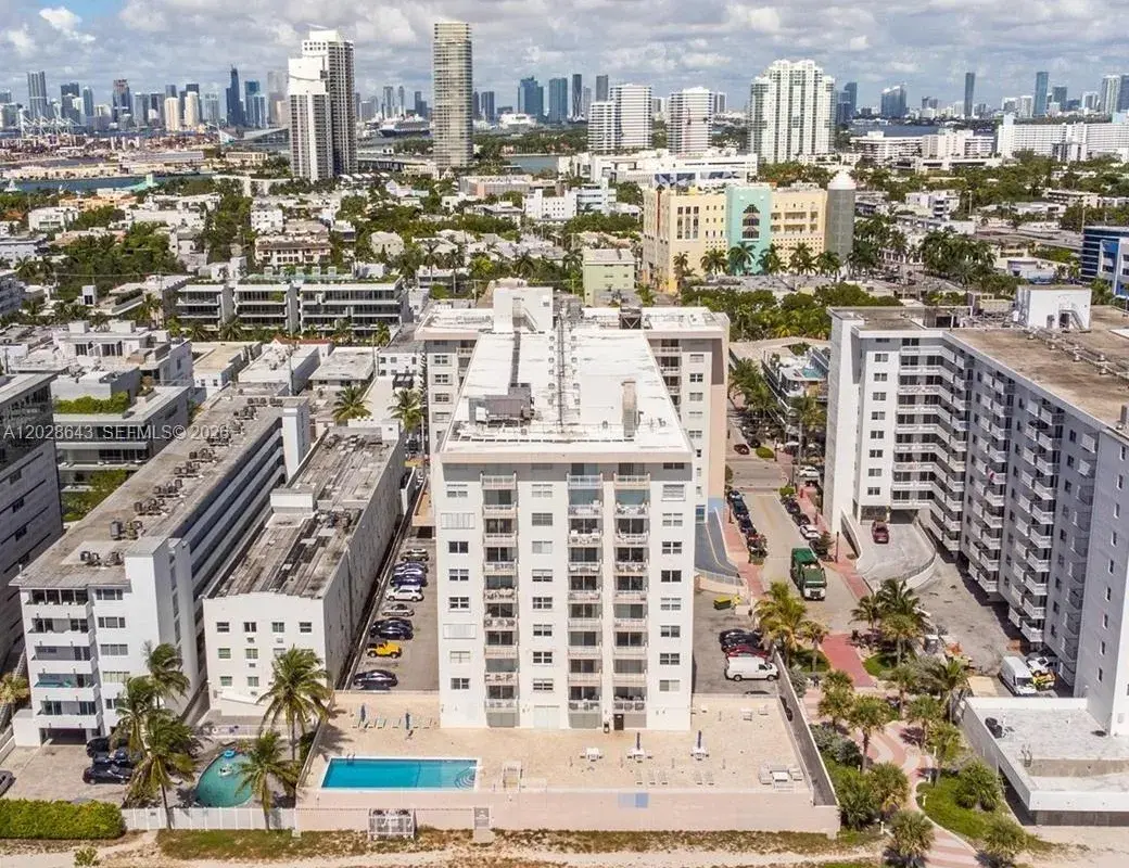 345 Ocean Dr # 602, Miami Beach FL 33139