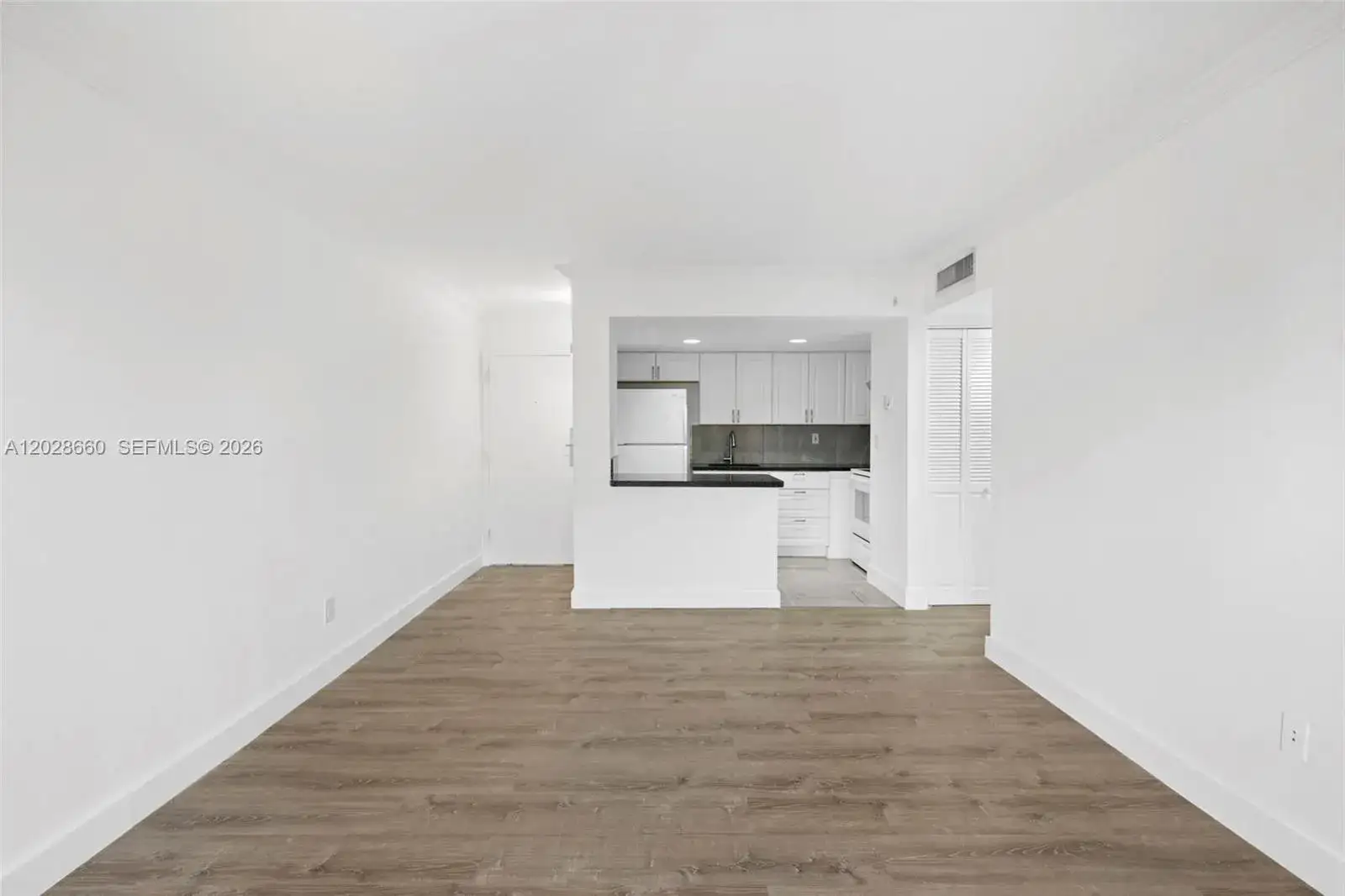 4335 NW South Tamiami Canal Dr # 213, Miami FL 33126 photo 2