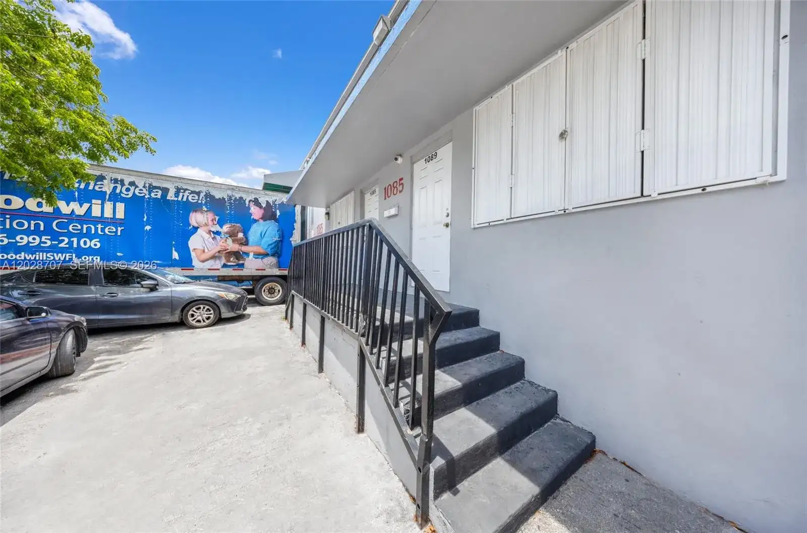 1085 E 27th St, Hialeah FL 33013 photo 5