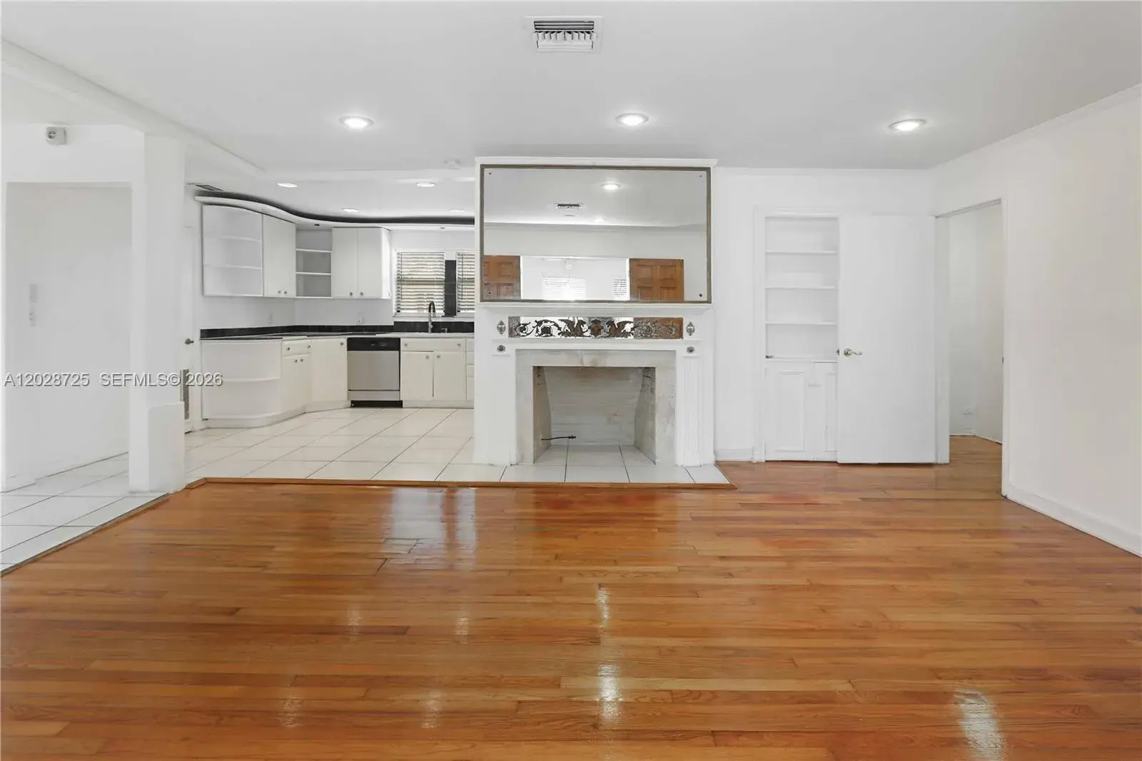 706 S 19th Ave, Hollywood FL 33020