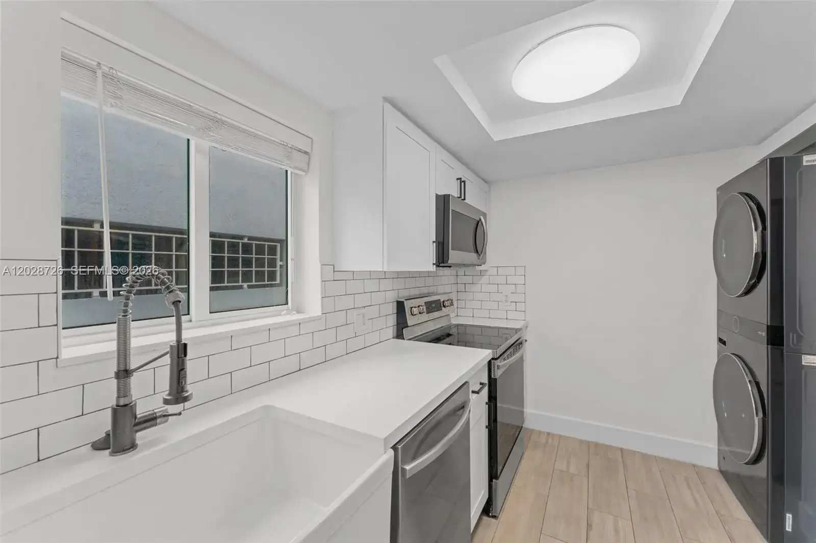 2415 NW 16th St Rd # 306, Miami FL 33125 photo 3