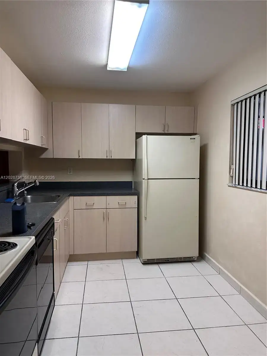 8760 SW 133rd Ave Rd # 301, Miami FL 33183 photo 2