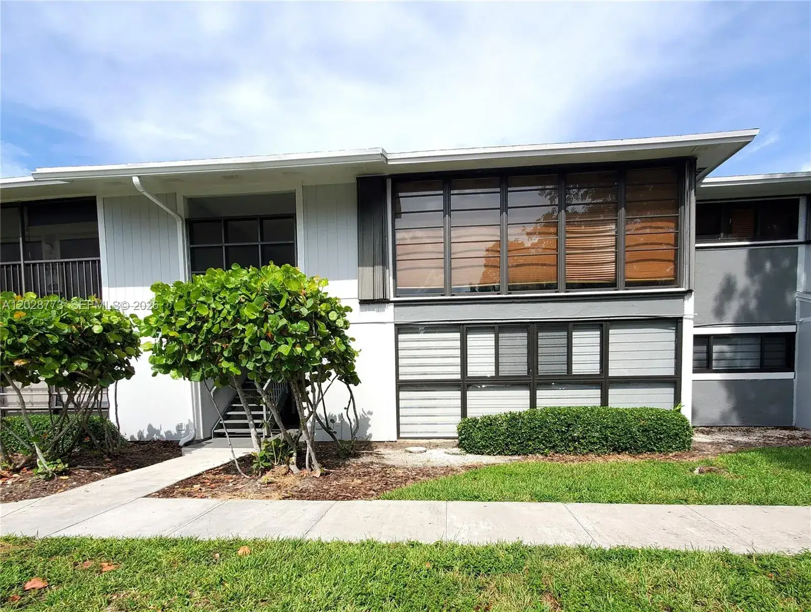 9729 Hammocks Blvd # 206E, Miami FL 33196