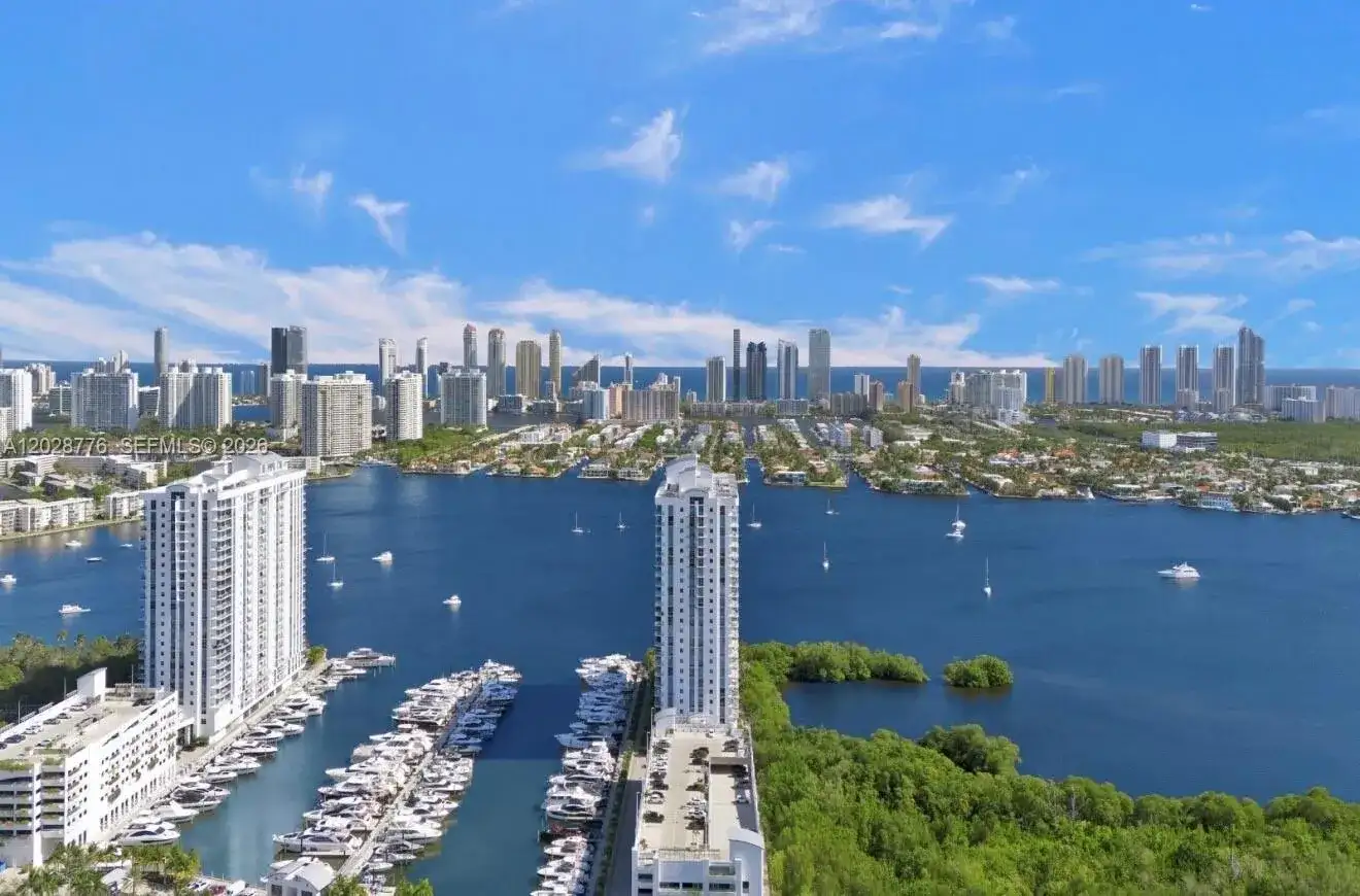 17111 Biscayne Blvd # 208, North Miami Beach FL 33160 photo 5