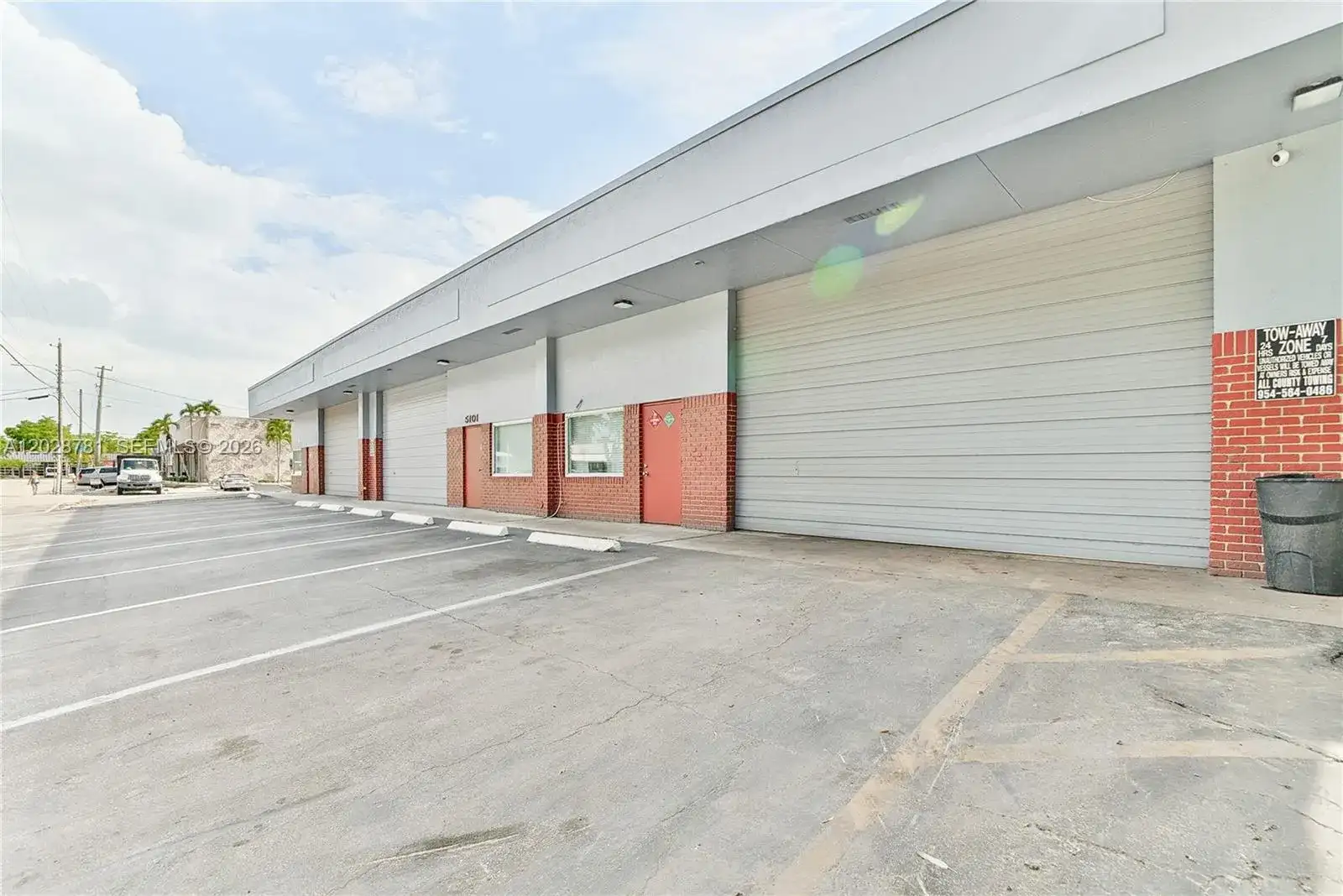 5101 NW 10th Ter, Fort Lauderdale FL 33309 photo 2