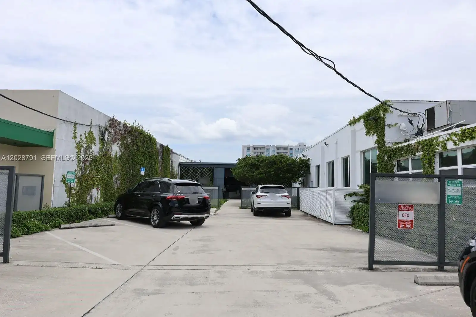 1810 NE 144th St, North Miami FL 33181 photo 2