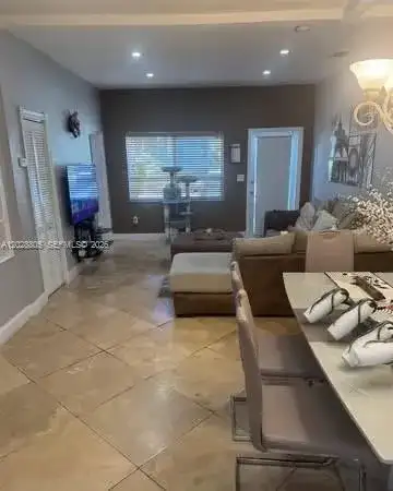 6134 SW 22nd St, Miami FL 33155 photo 3