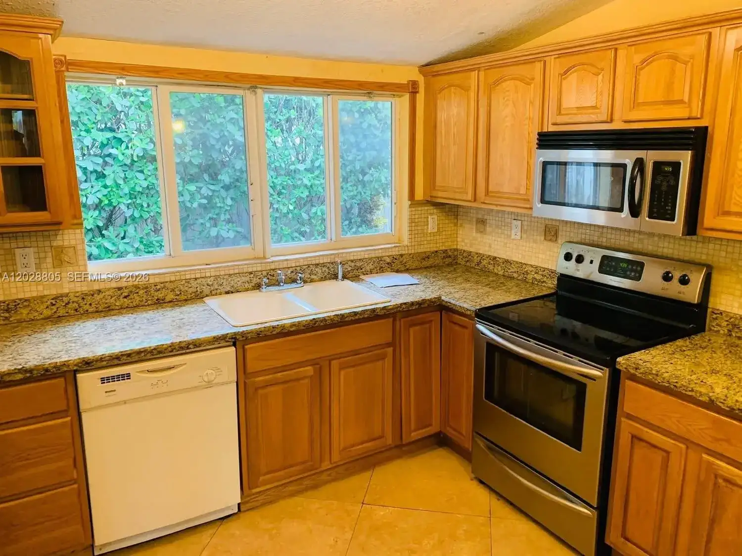 6134 SW 22nd St, Miami FL 33155 photo 5