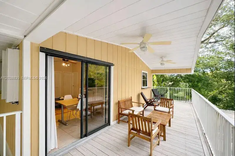 335 Bay View Ave, Key Largo FL 33037 photo 3