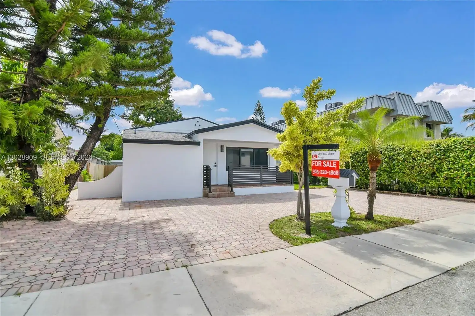 85 SW 30th Ave, Miami FL 33135 photo 4