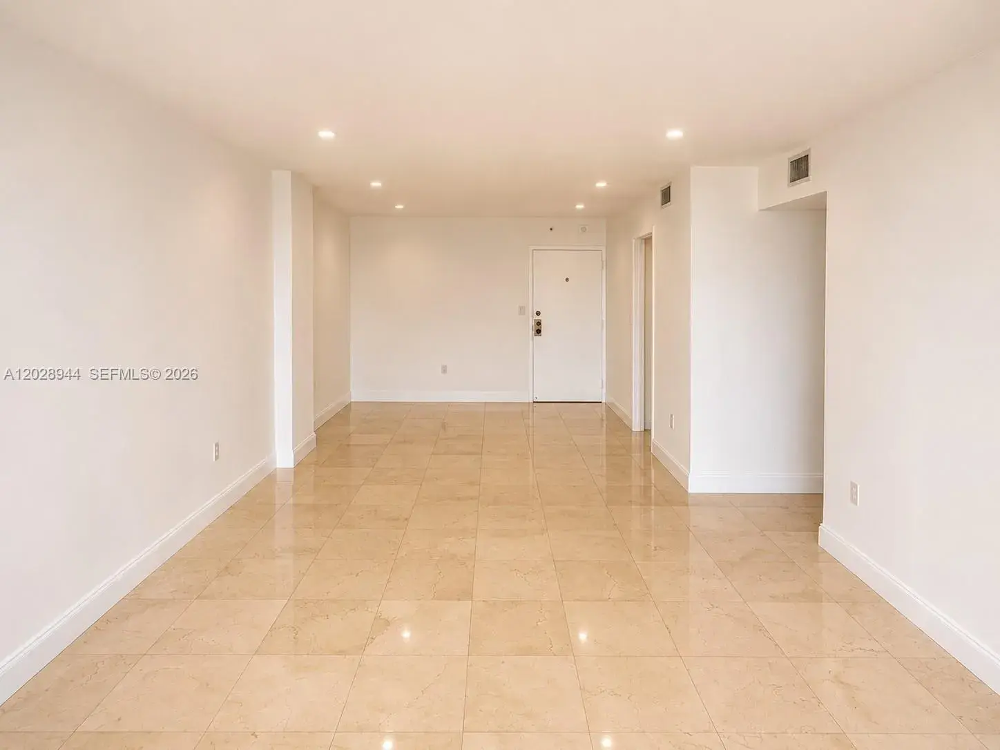 1450 Brickell Bay Dr # 810, Miami FL 33131