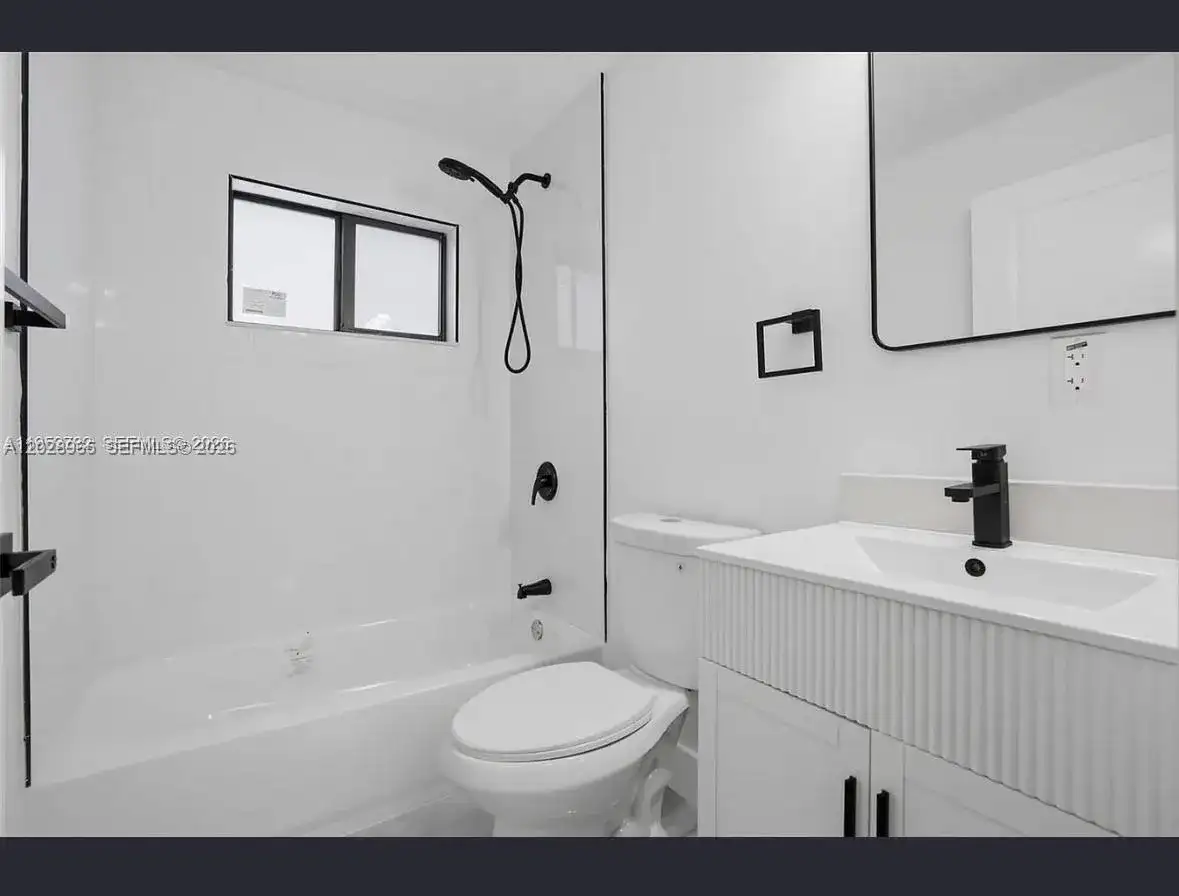 1411 NW 40th St # 1, Miami FL 33142 photo 4
