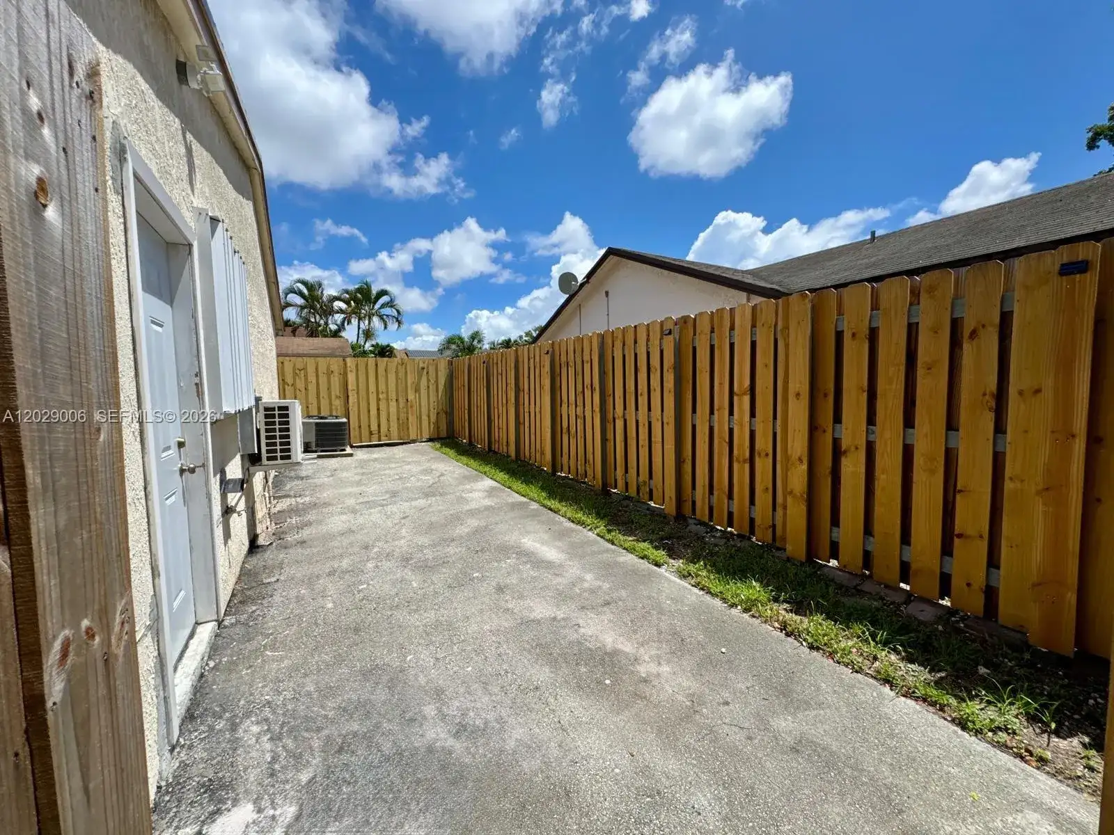 8671 NW 3rd St # 2, Pembroke Pines FL 33024 photo 4