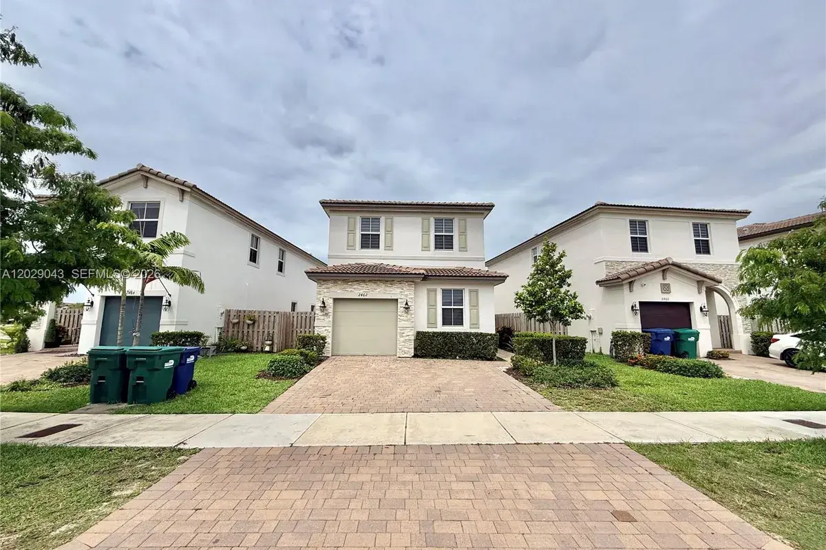 2462 NW 131st Cir, Miami FL 33167