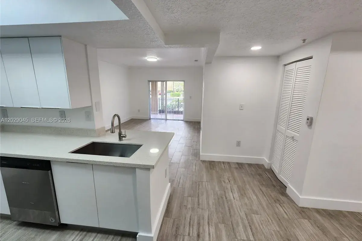 215 SW 117th Ter # 14101, Pembroke Pines FL 33025