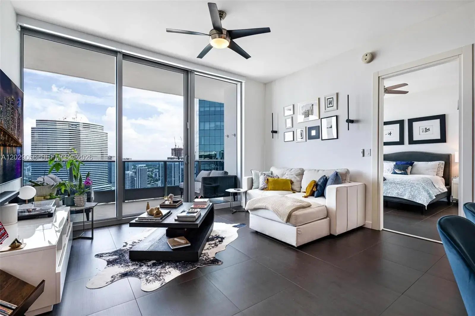 2 bedroom 2 bath Residential for sale at 200 Biscayne Boulevard Way # 4812, Miami FL 33131