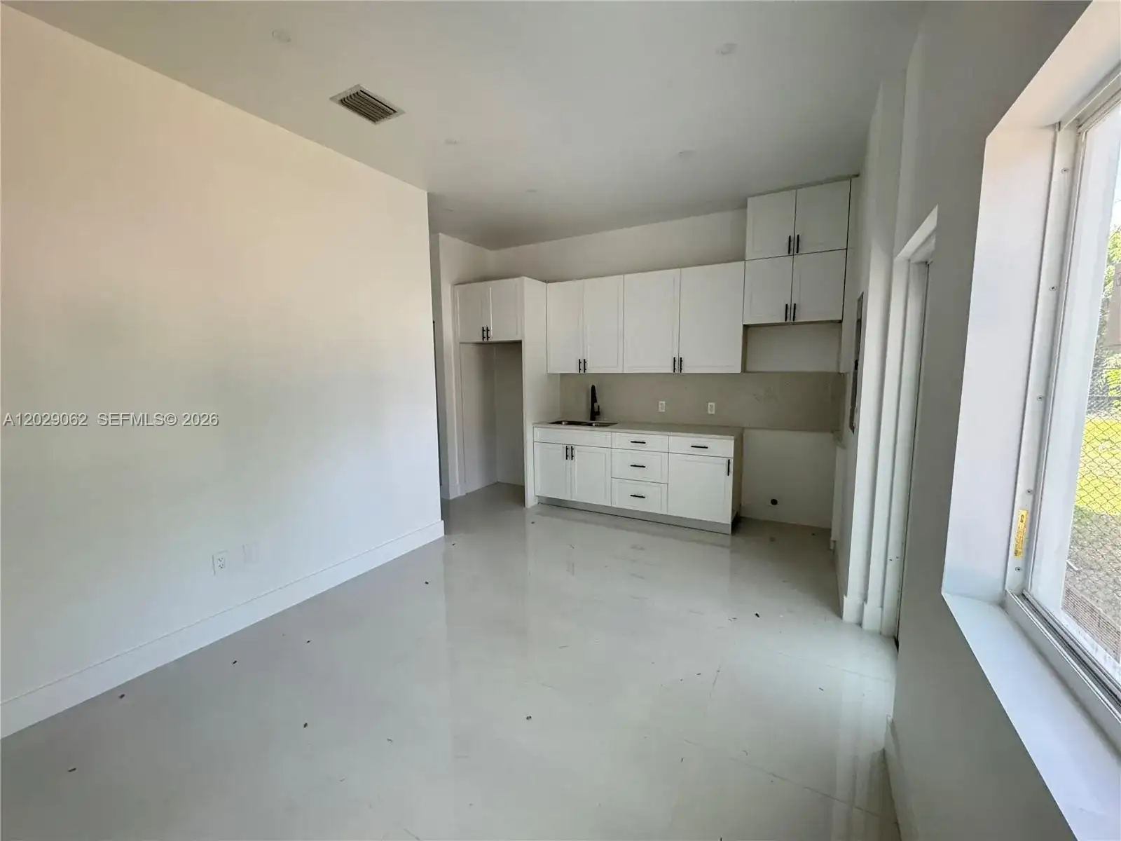 135 NW 60th St # B, Miami FL 33127 photo 5