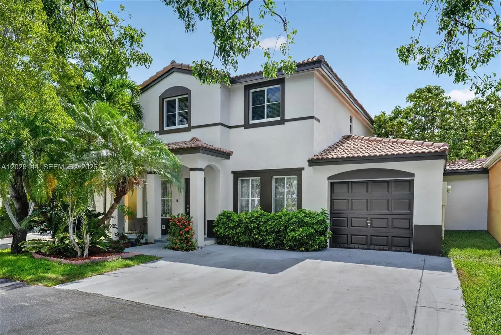 9633 SW 163rd Ct, Miami FL 33196