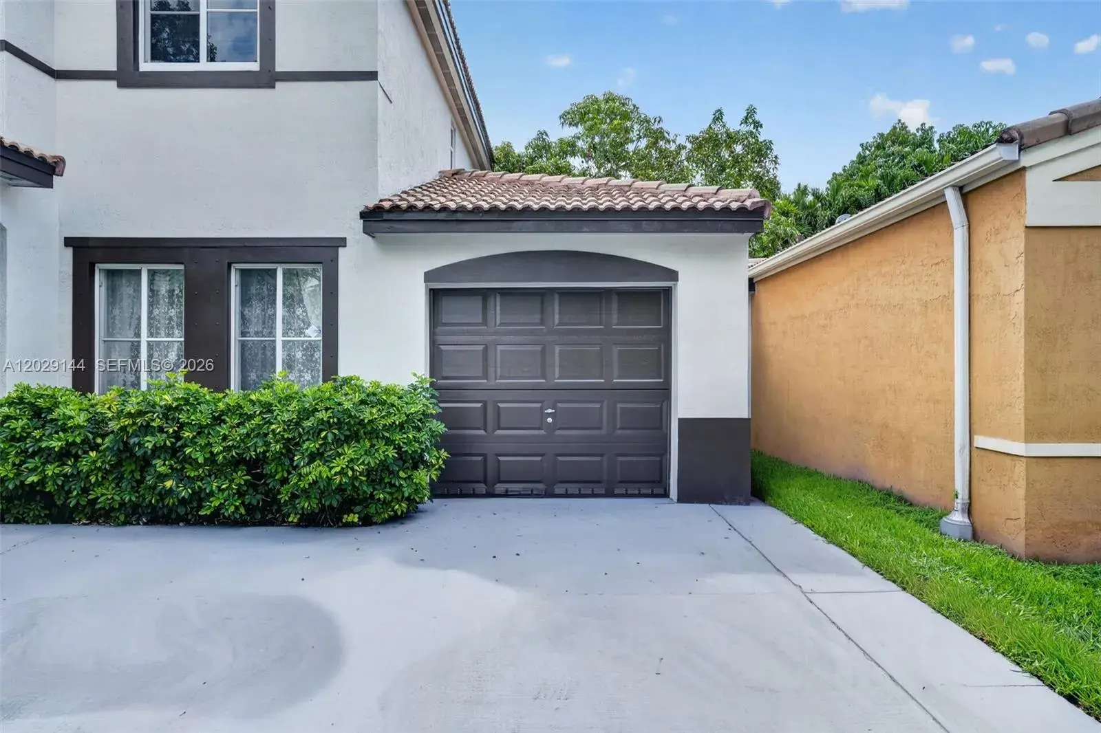 9633 SW 163rd Ct, Miami FL 33196